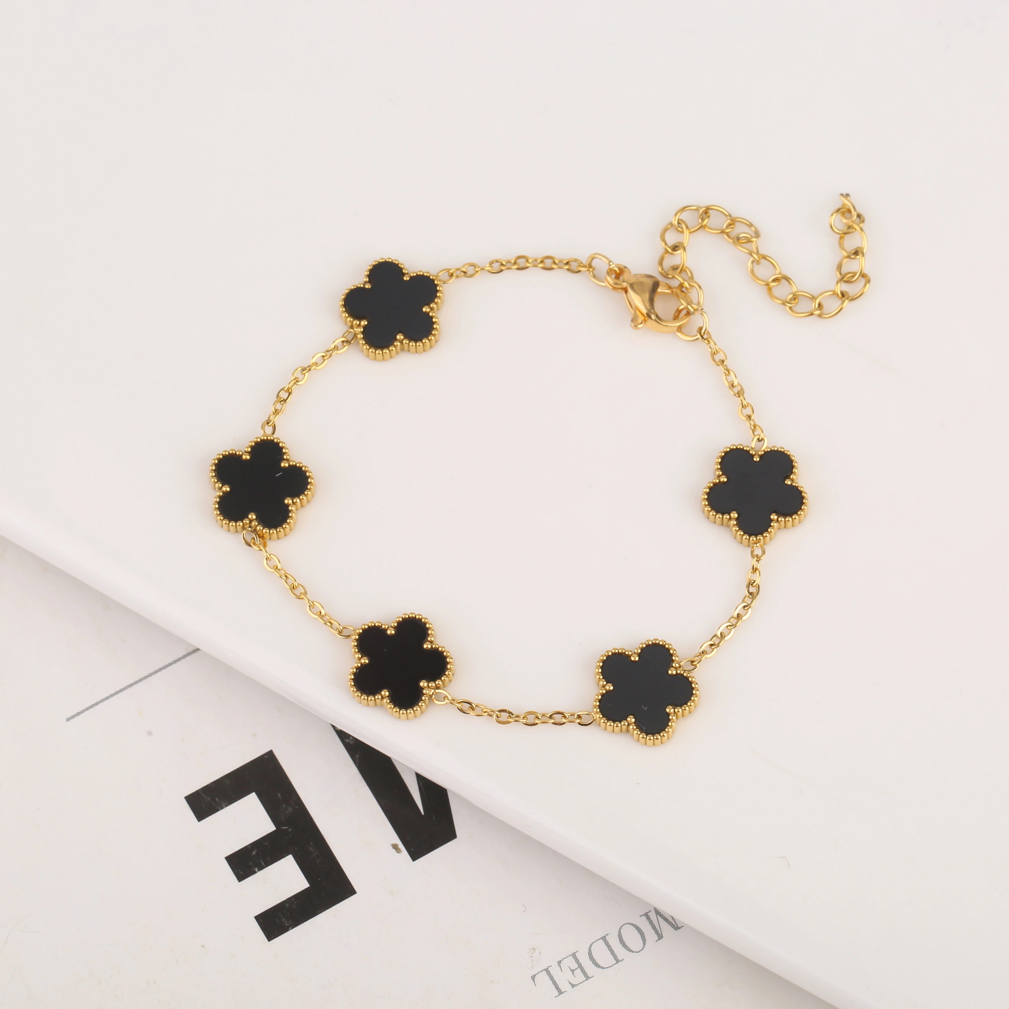 Clover Bracelet - Luxxorastore